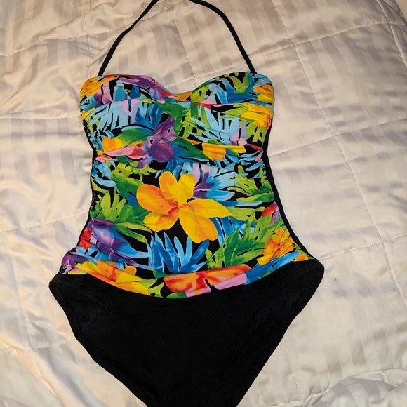 La Blanca Other - La Blanca Women's Swim Suit